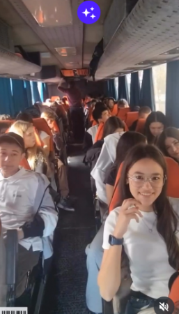 Учащиеся 8 «А» и 8 «Б» классов нашей школы вместе с классными руководителями Левицкий Н.В. и Чичериной М.А. совершили увлекательную поездку в Кеме Калган.